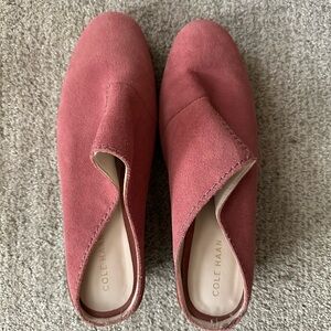 Women’s pink shoes, size 8.5